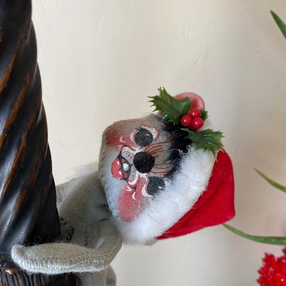 Annalee Christmas mouse. Pose-able. - Picture 4 of 8